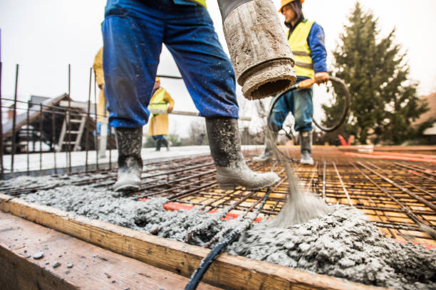 Best Concrete Pool Decks in Walnut Hill, TN